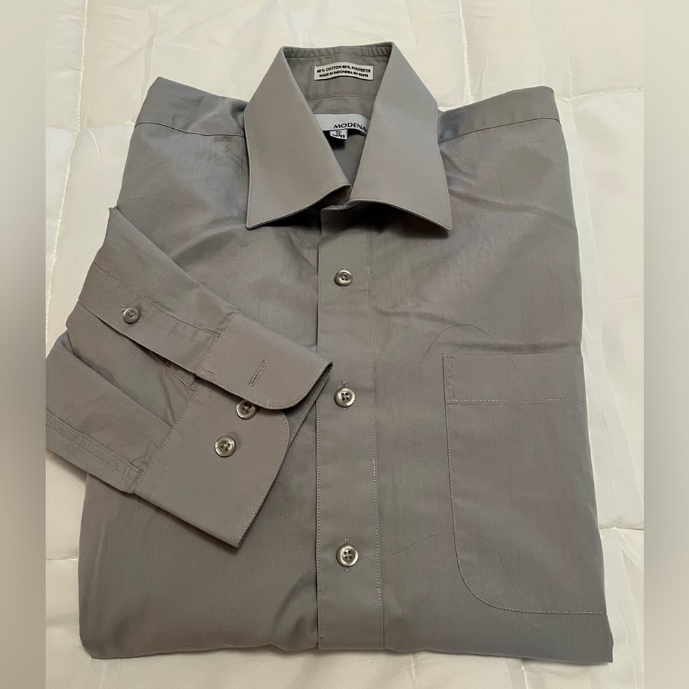 Modena/men’s gray shirt, size 15, 32/33